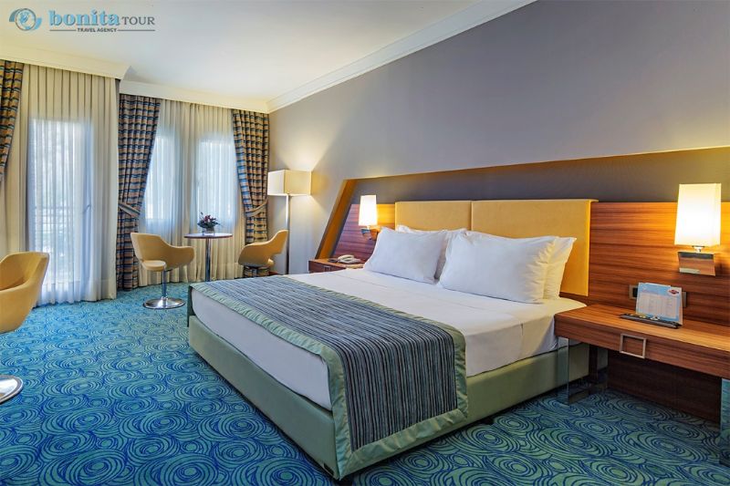 colossae hotel