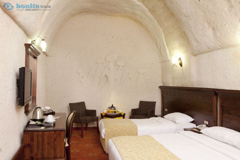 dilek kaya hotel